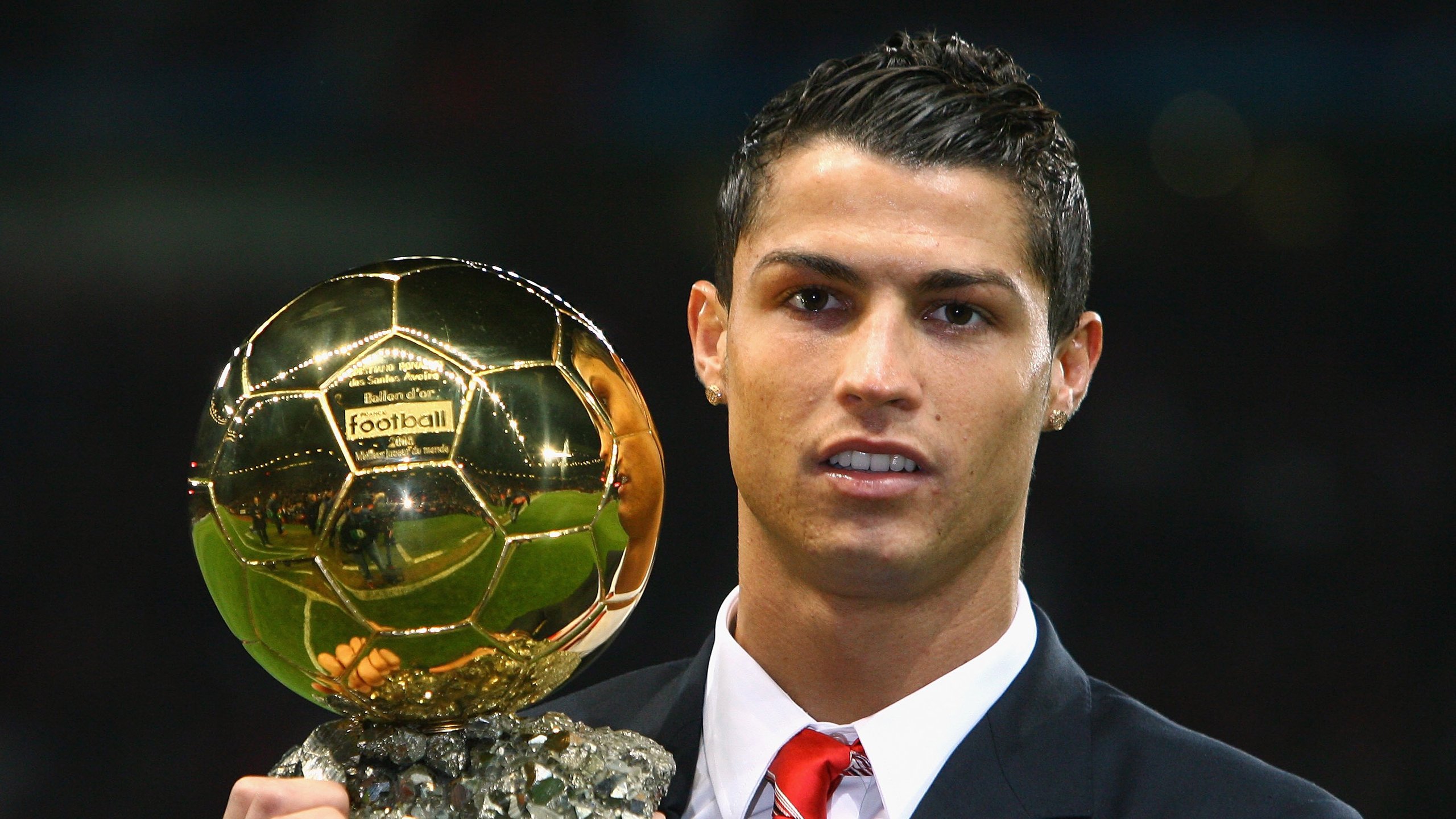 半决赛焦点：西班牙vs法国，欧洲内战，西班牙vs法国谁是主场